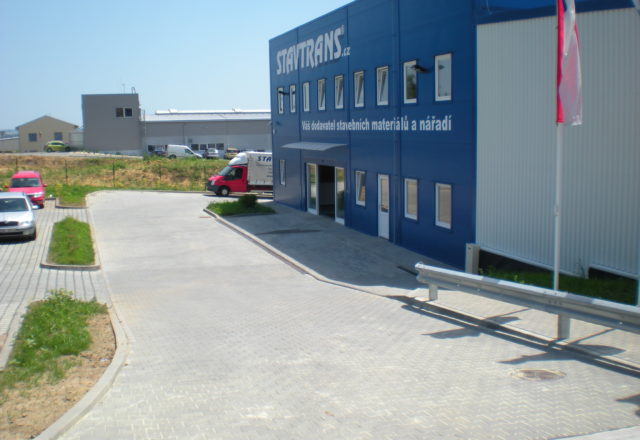 2012 – Výstavba areálu STAVTRANS, Moravany